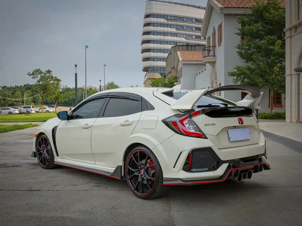 Honda Civic 2017 — фото 19