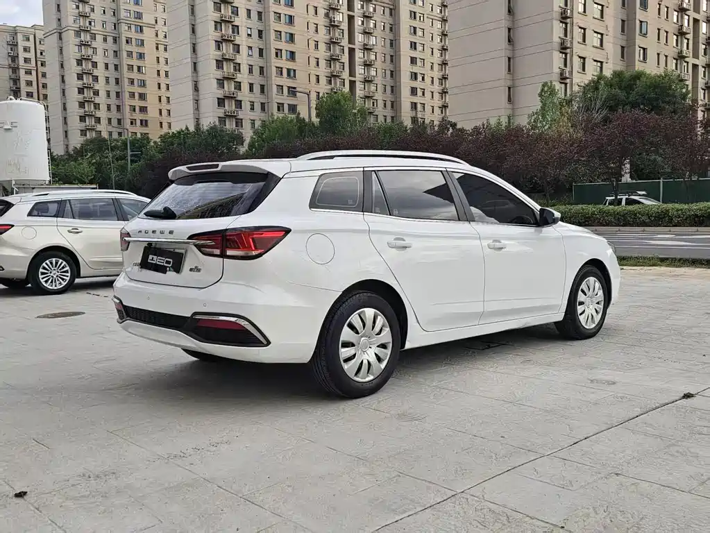 Roewe Ei5 2018 — фото 9