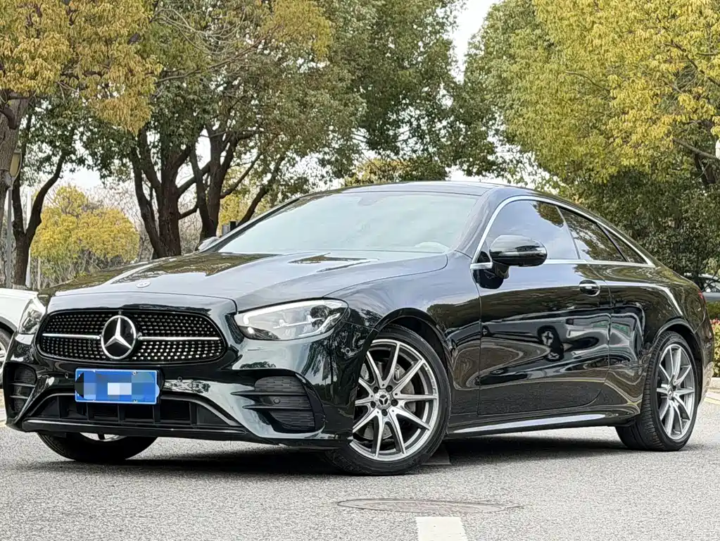 Mercedes-Benz E-Class 2022 — фото 1