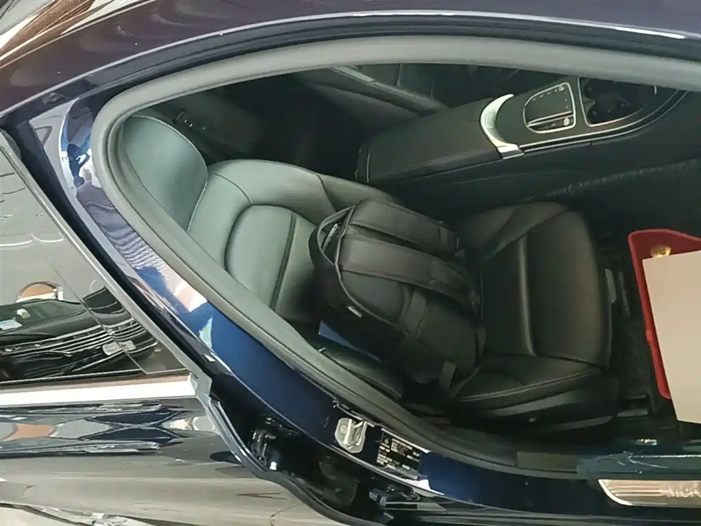 Mercedes-Benz C-Class 2019 — фото 25