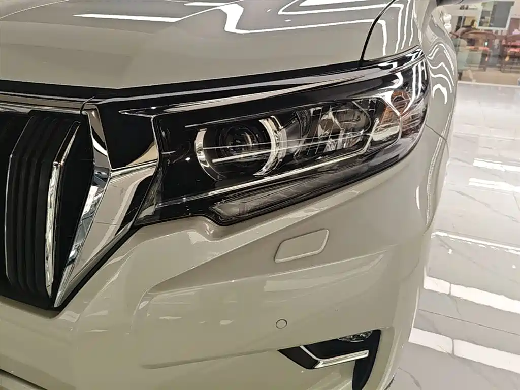 Toyota Prado 2019 — фото 24