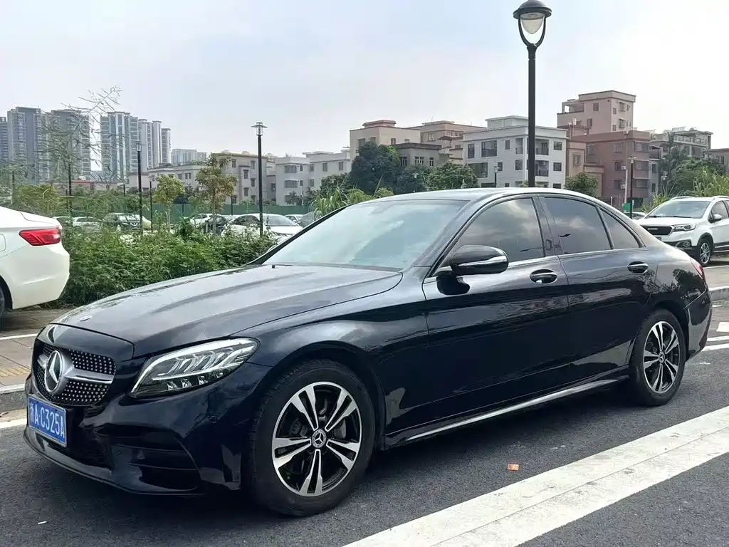 Mercedes-Benz C-Class 2019 — фото 2