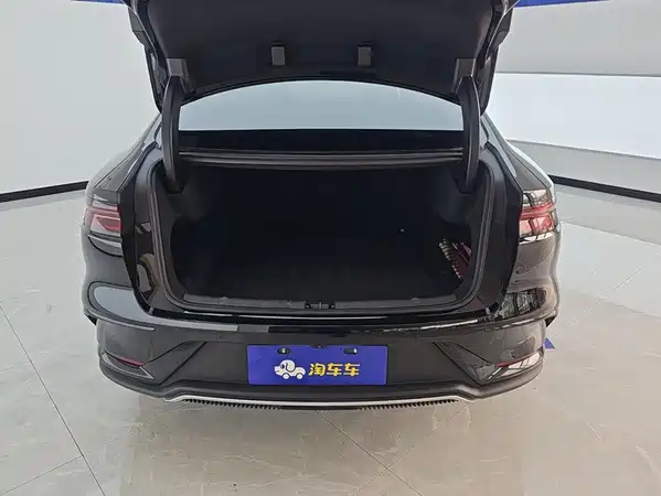 BYD Han 2024