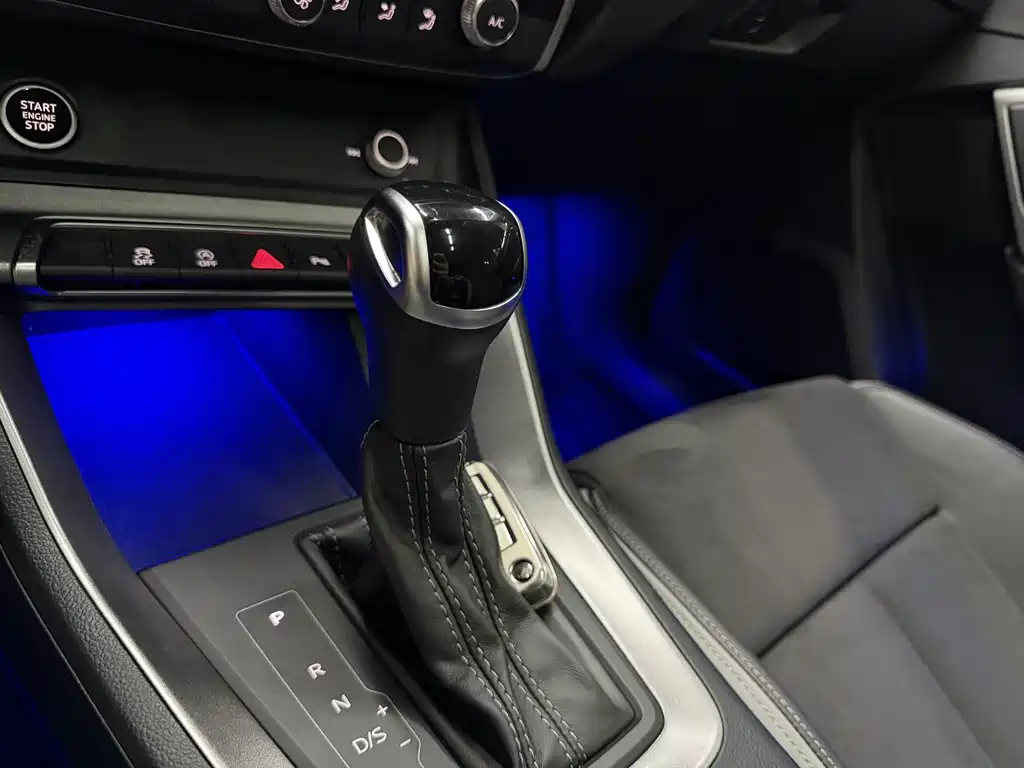 Audi Q3 2022 — фото 18