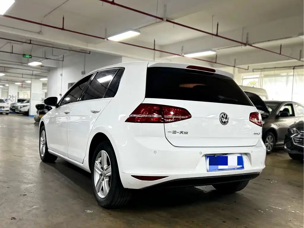 Volkswagen Golf 2016