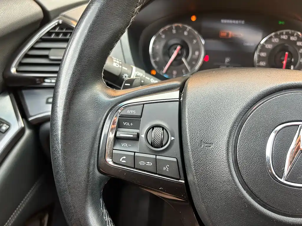 Acura CDX 2016 — фото 22
