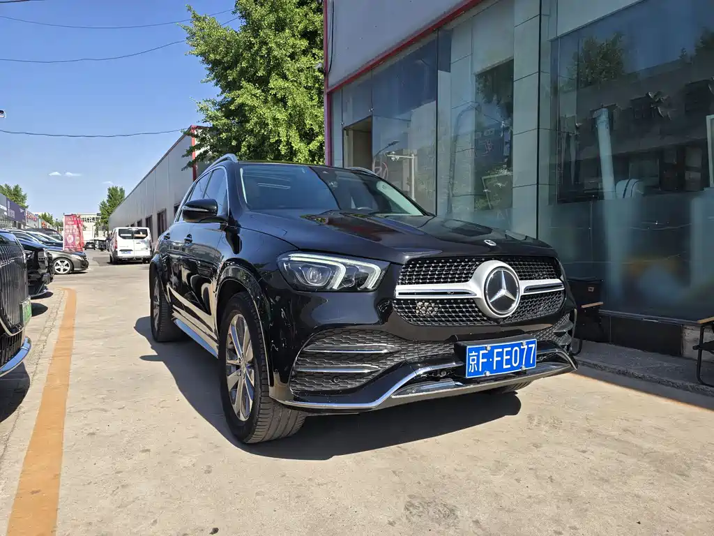 Mercedes-Benz GLE 2023 — фото 3
