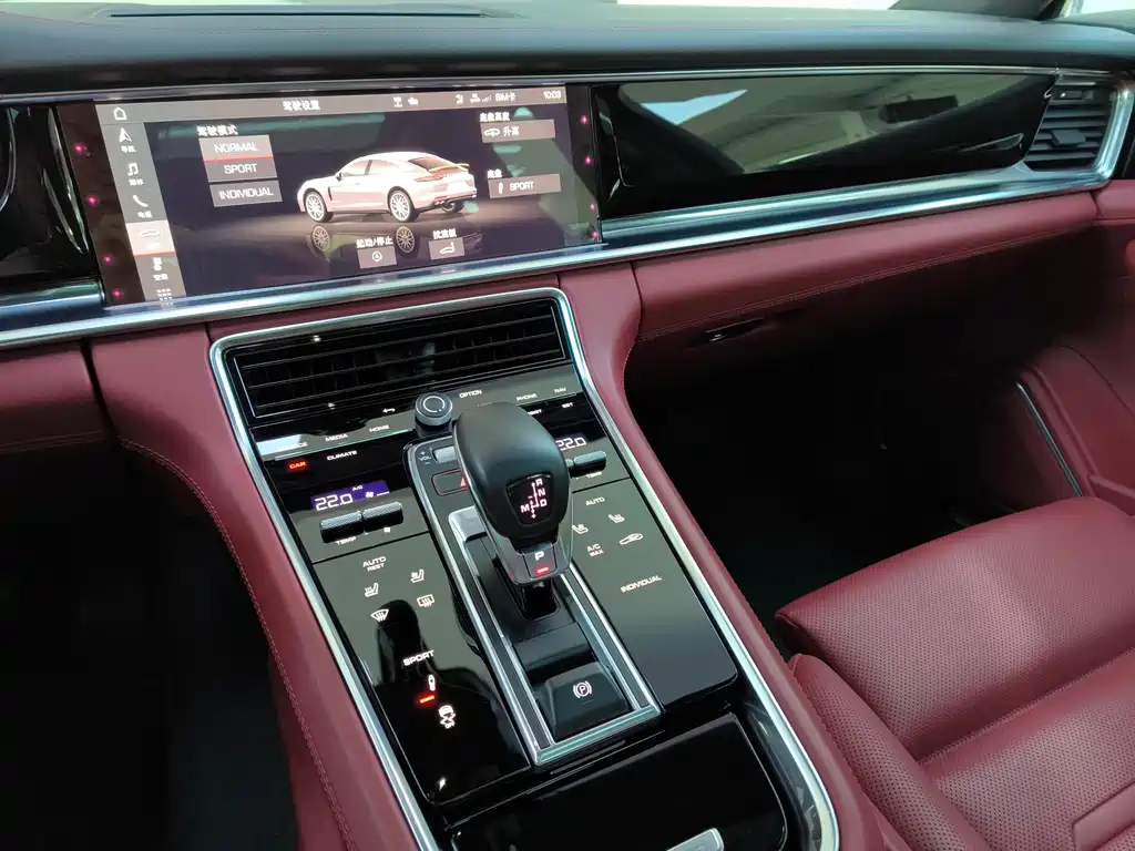 Porsche Panamera 2021 — фото 10