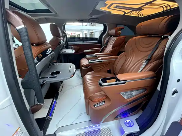 Toyota Sienna 2024