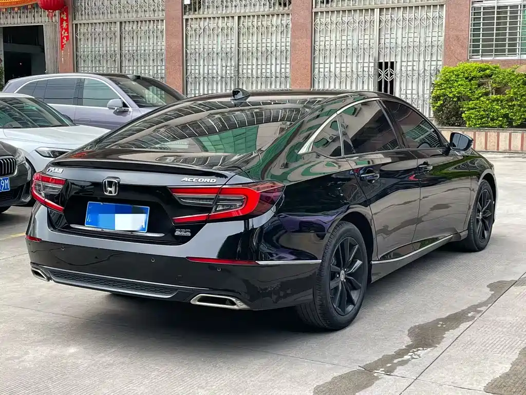 Honda Accord 2022 — фото 4