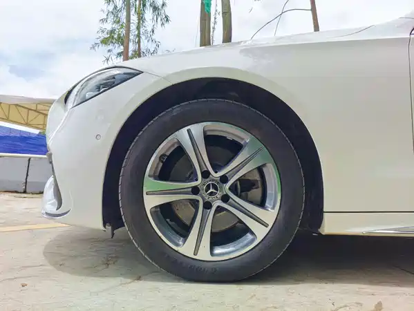 Mercedes-Benz C-Class 2022