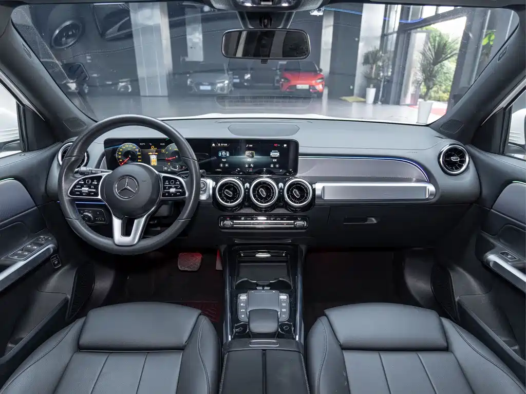 Mercedes-Benz GLB 2021