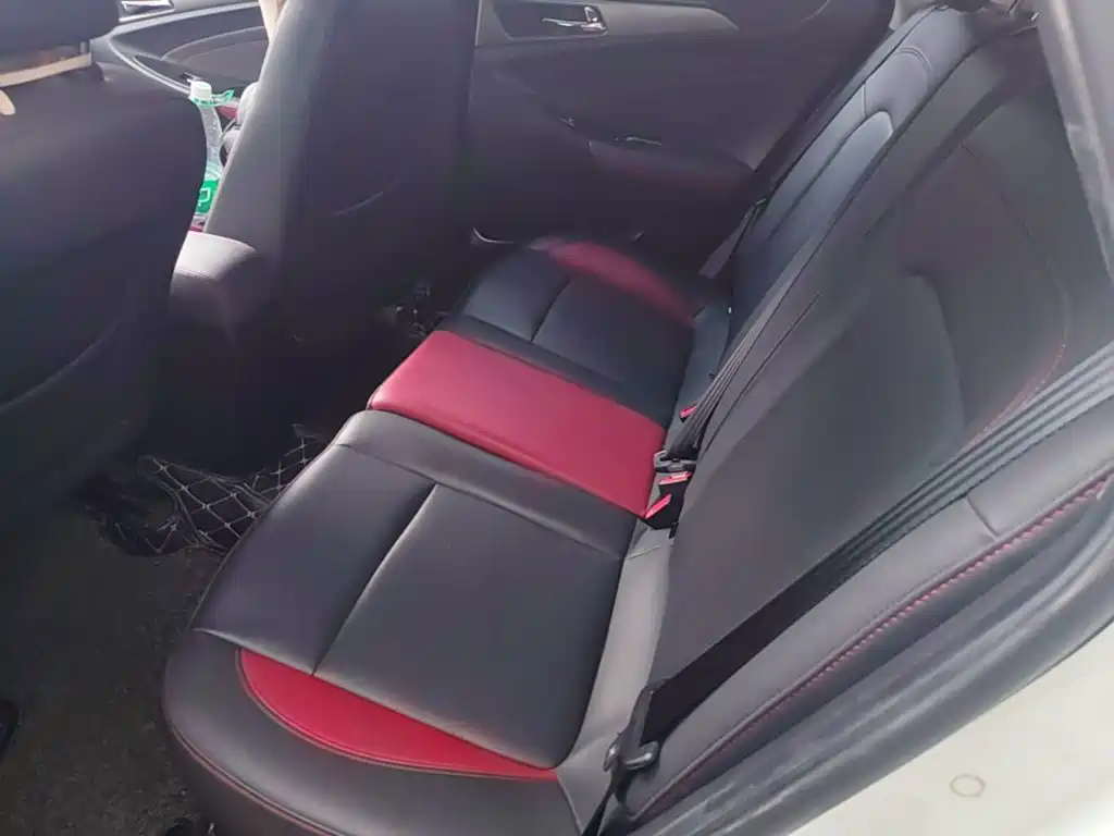 Changan Eado XT 2018 — фото 17