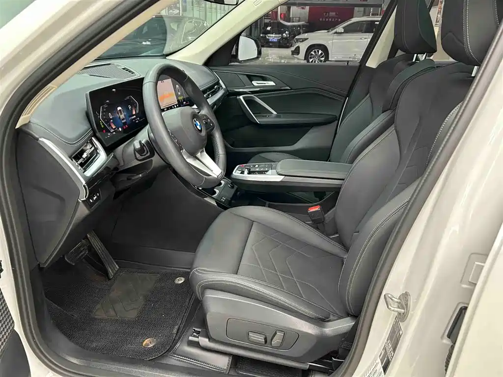 BMW X1 2023 — фото 11