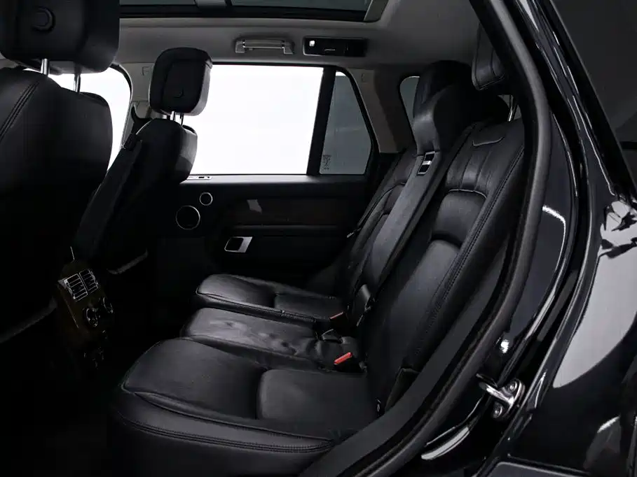 Land Rover Range Rover 2022 — фото 14