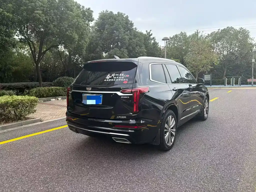 Cadillac XT6 2021 — фото 9