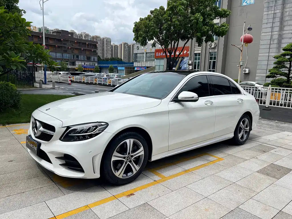 Mercedes-Benz C-Class 2019
