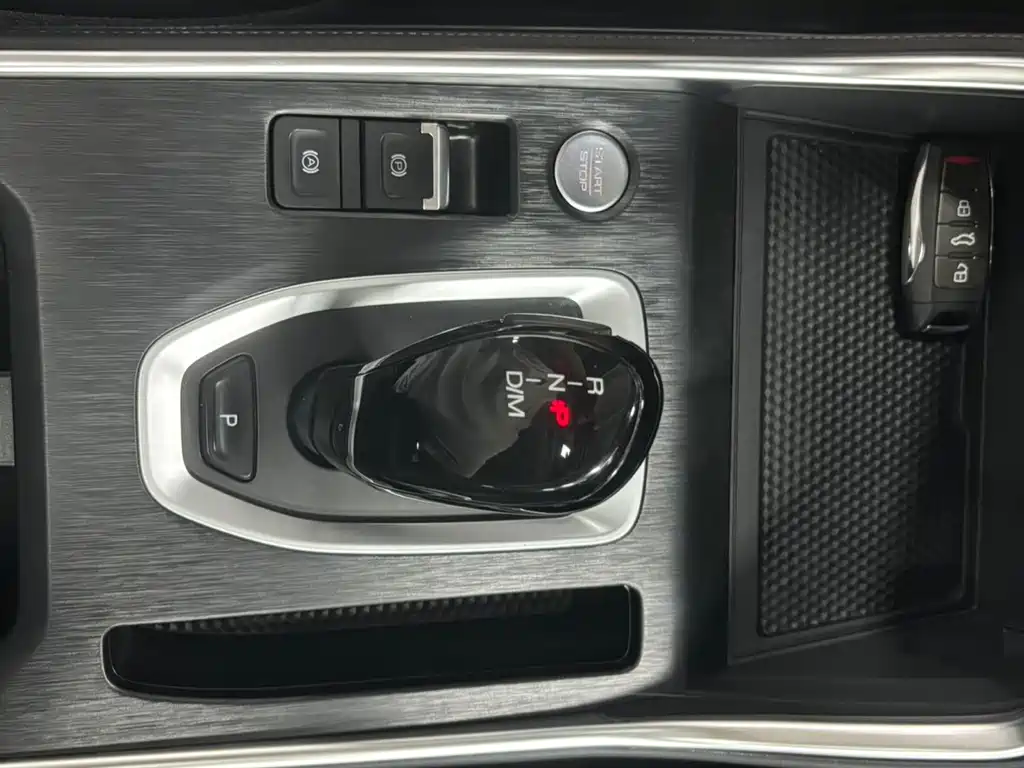 Haval H6 2023 — фото 17