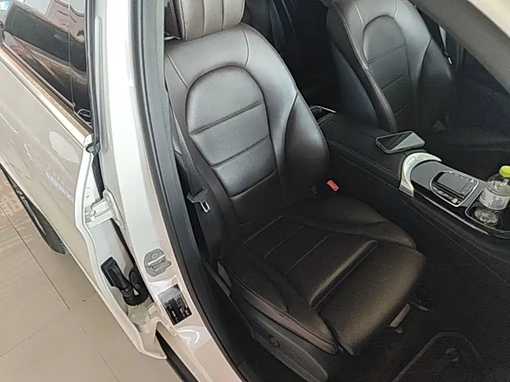 Mercedes-Benz GLC 2021 — фото 25