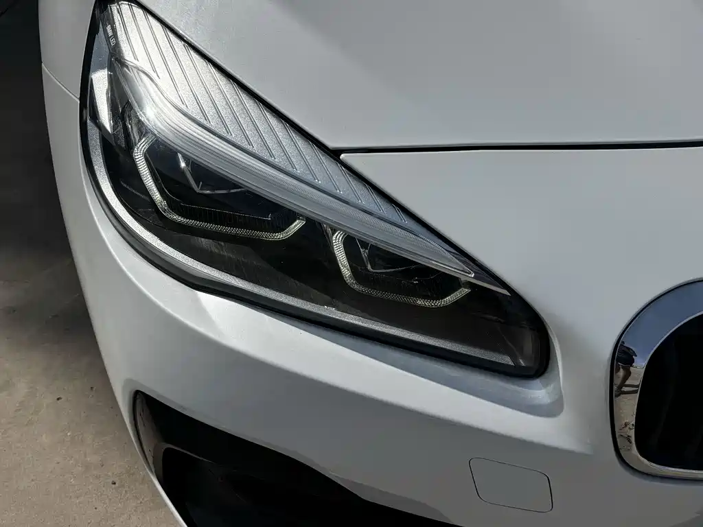 BMW 2 Series Station Wagon 2019 — фото 16