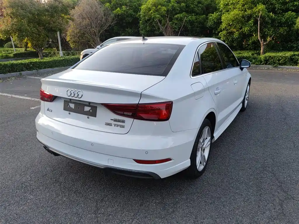 Audi A3 2020 — фото 10
