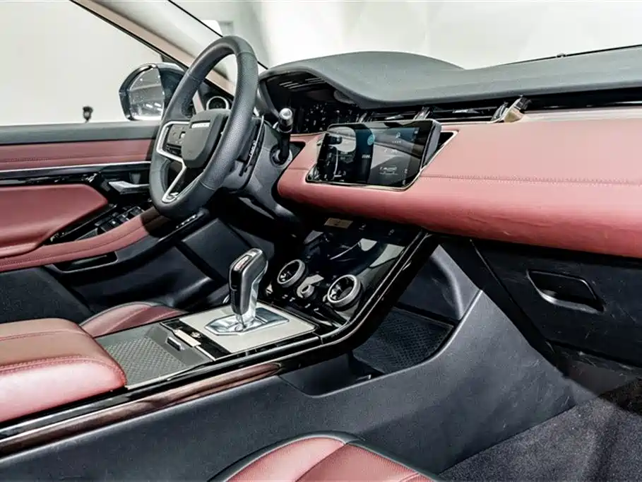 Land Rover Evoque 2022 — фото 17