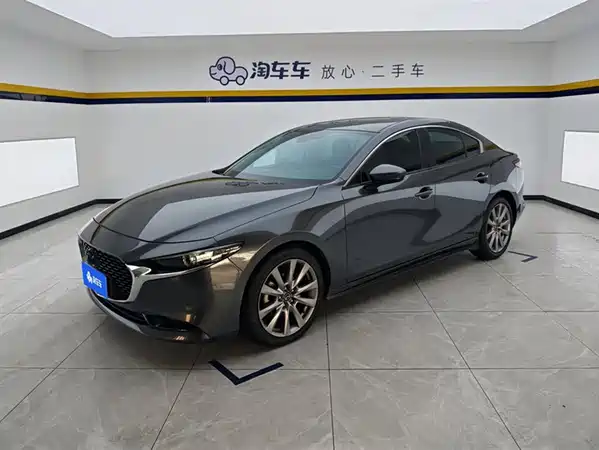 Mazda 3 Axela 2021