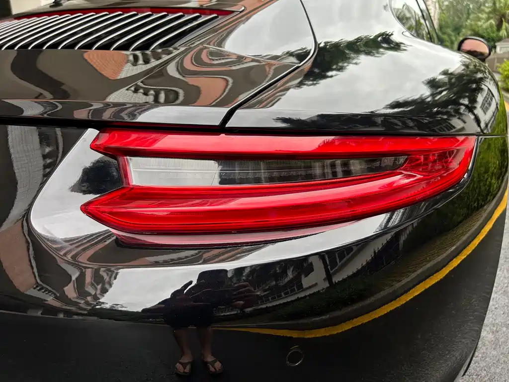 Porsche 911 2017 — фото 20