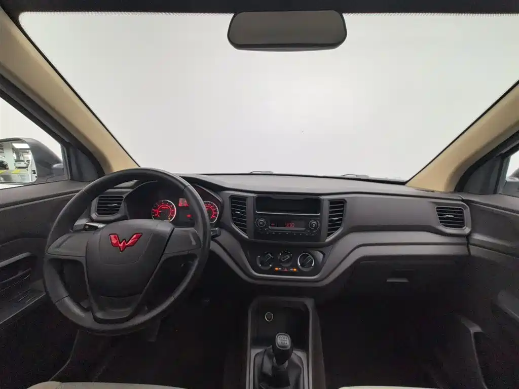 Wuling Hongguang V 2026
