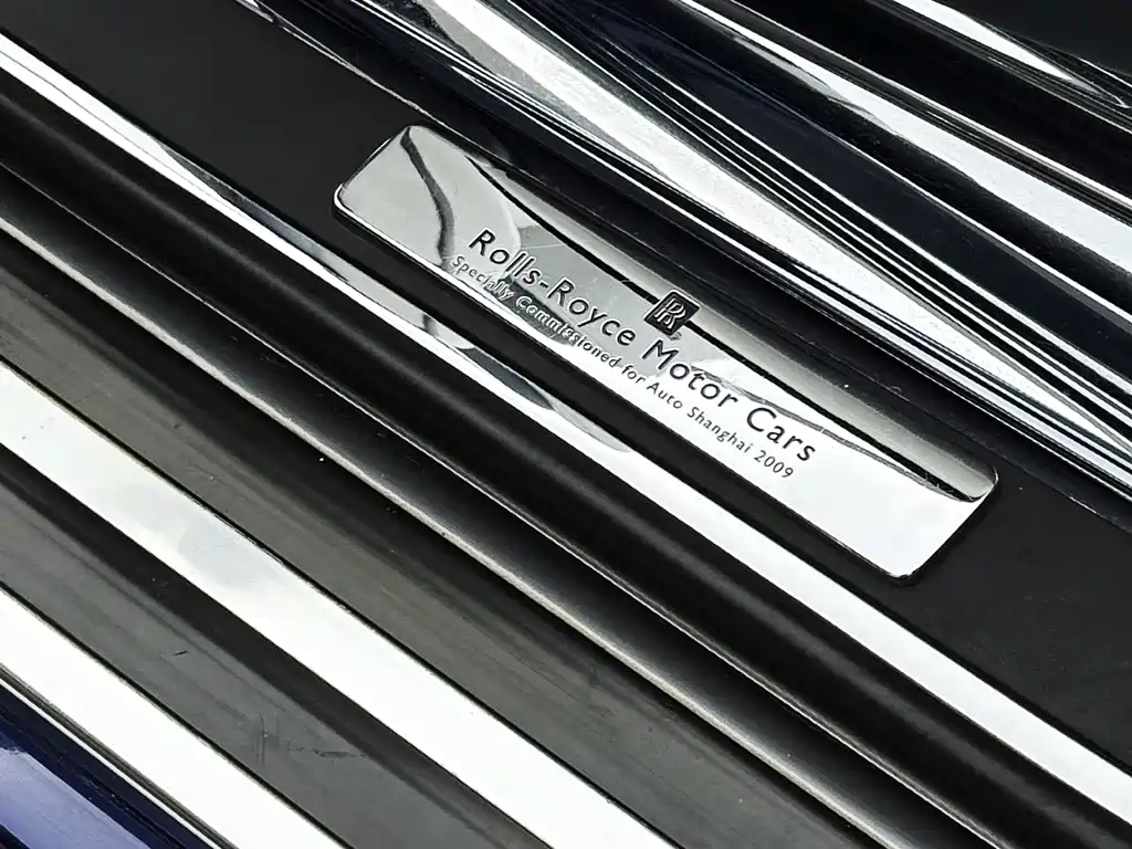 Rolls-Royce Phantom 2011 — фото 30