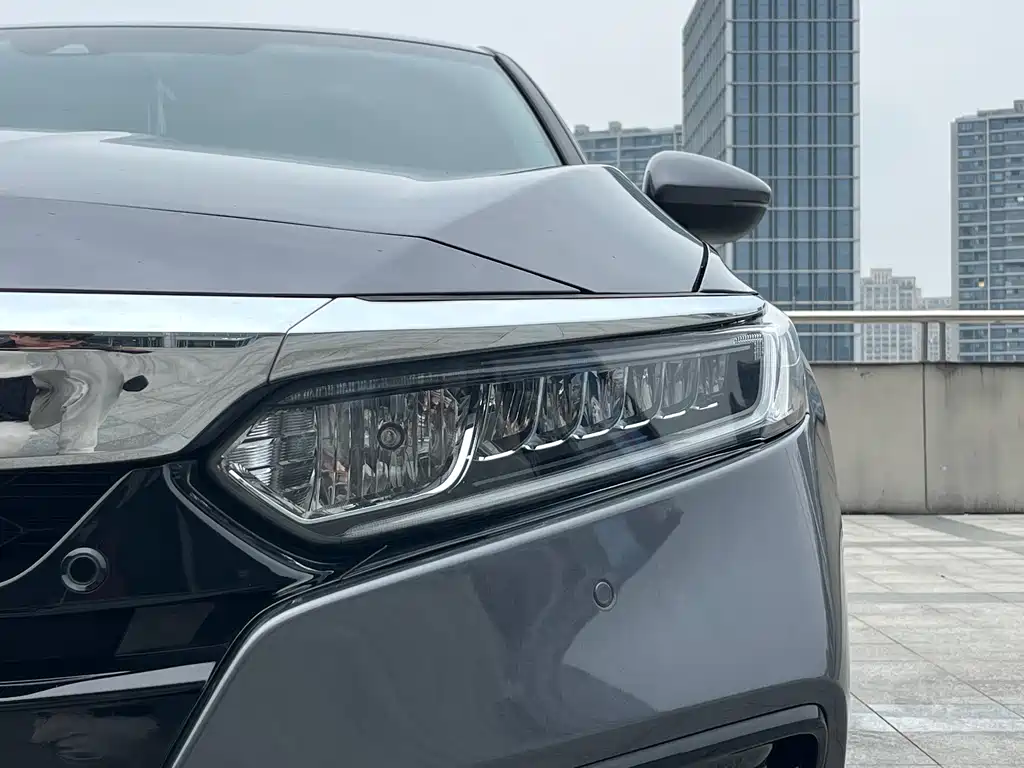 Honda Accord 2021 — фото 10