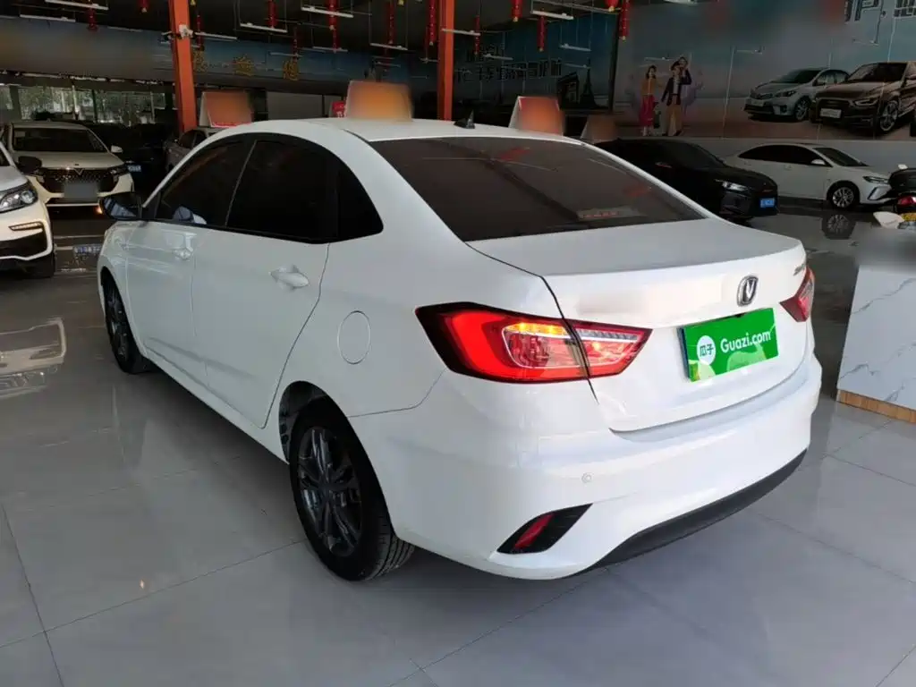 Changan Eado DT 2020 — фото 5