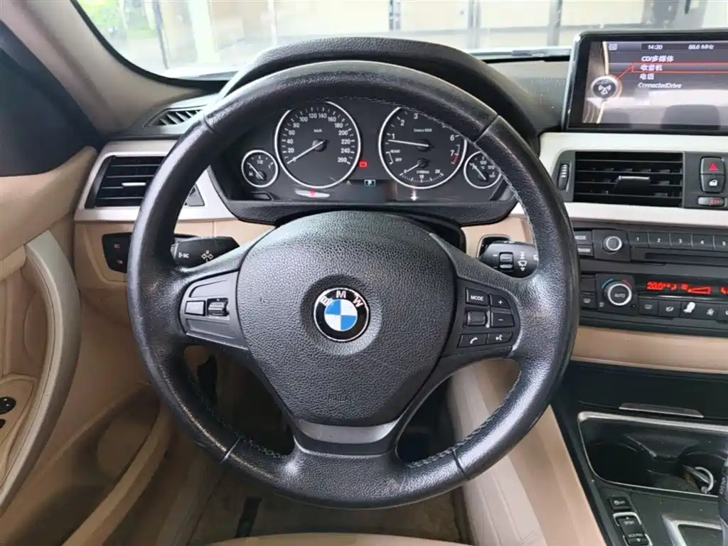 BMW 3 Series 2014 — фото 11