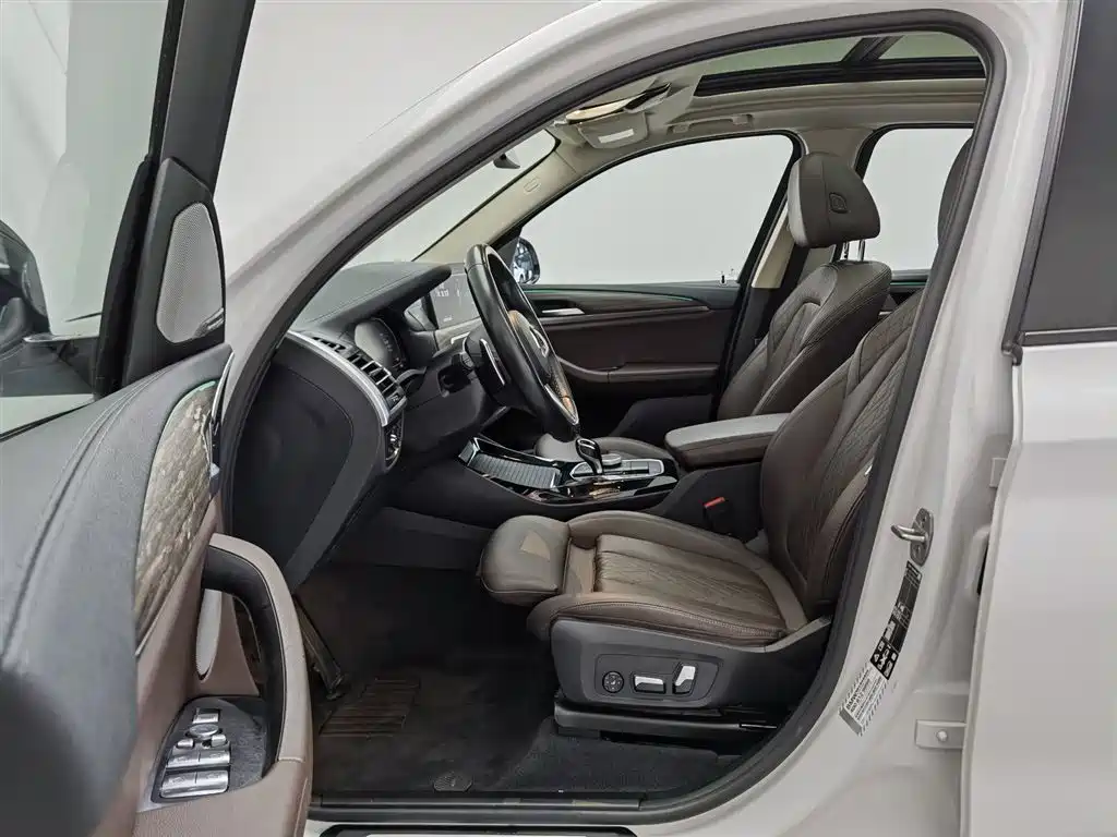 BMW X3 2022 — фото 10