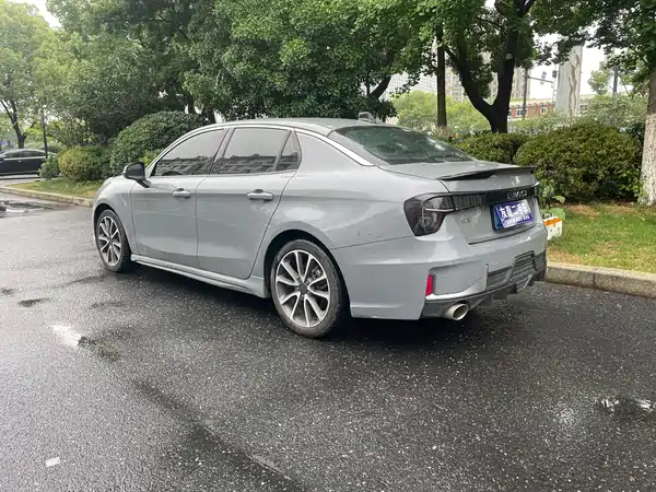 Lynk & Co 03 2019