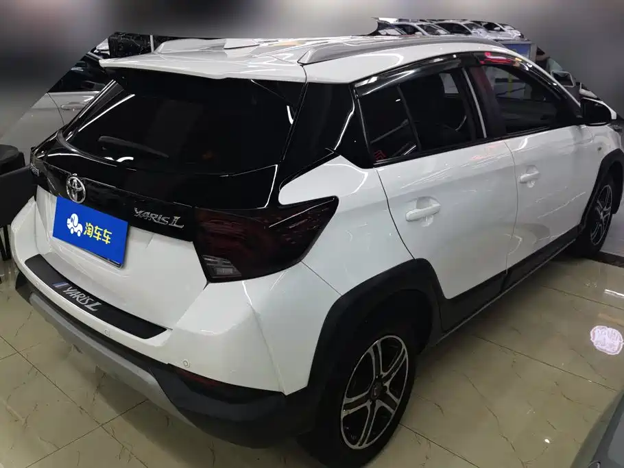 Toyota Yaris L 2020
