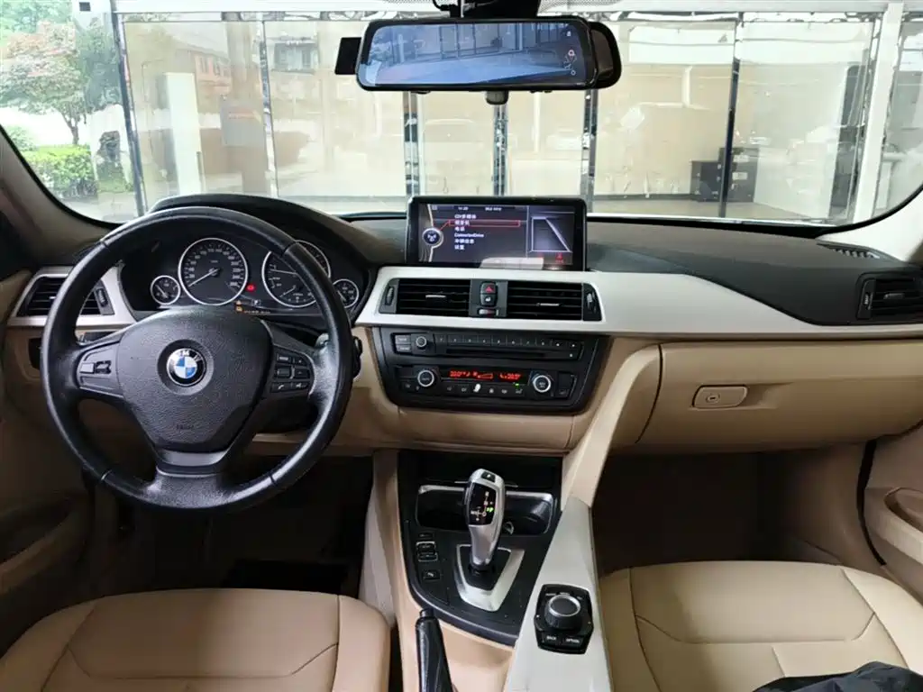 BMW 3 Series 2014 — фото 10