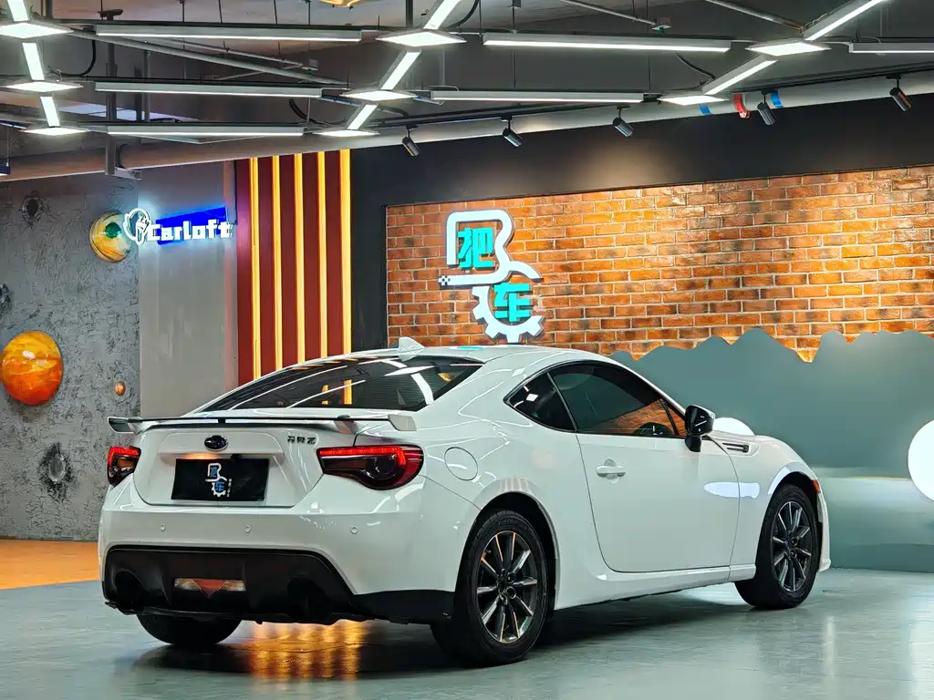 Subaru BRZ 2019 — фото 11