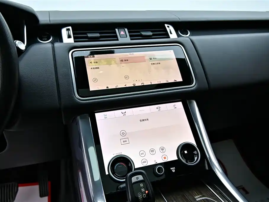 Land Rover Range Rover Sport New Energy 2018 — фото 17