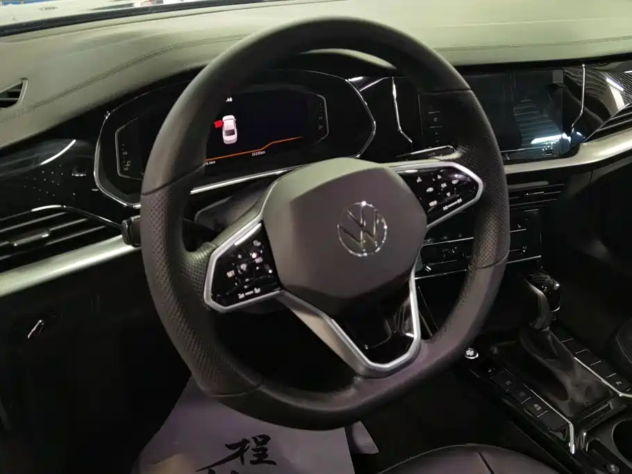 Volkswagen Passat 2023 — фото 15