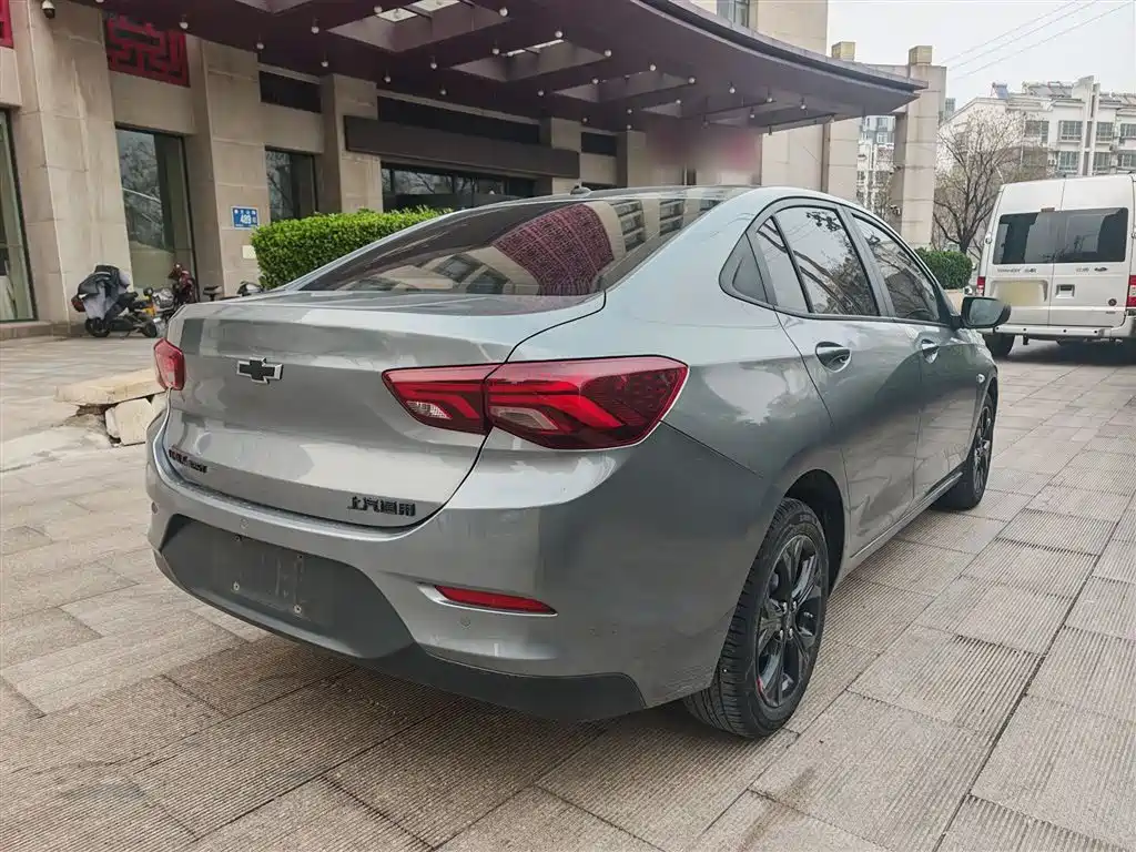 Chevrolet Cavalier 2019 — фото 12