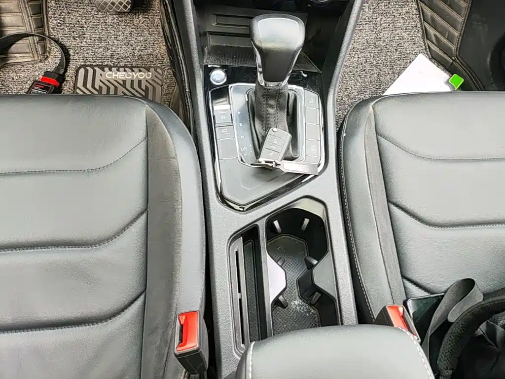 Volkswagen Tiguan L 2018 — фото 14