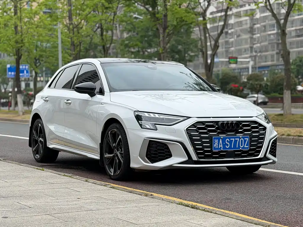 Audi A3 2022 — фото 3