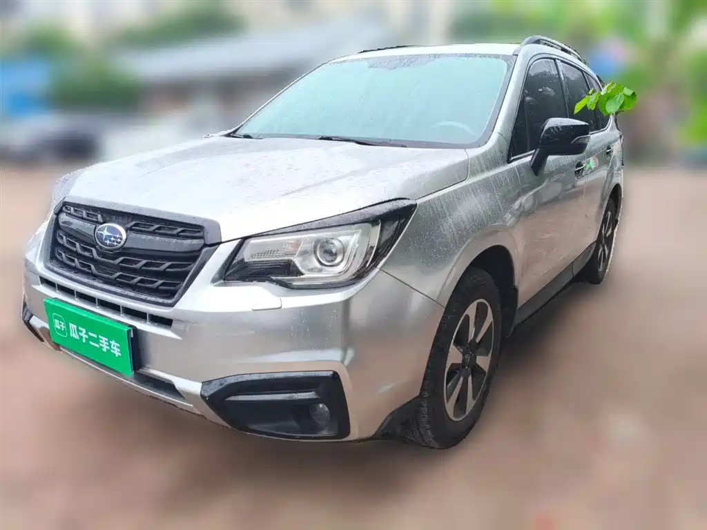 Subaru Forester 2017 — фото 1