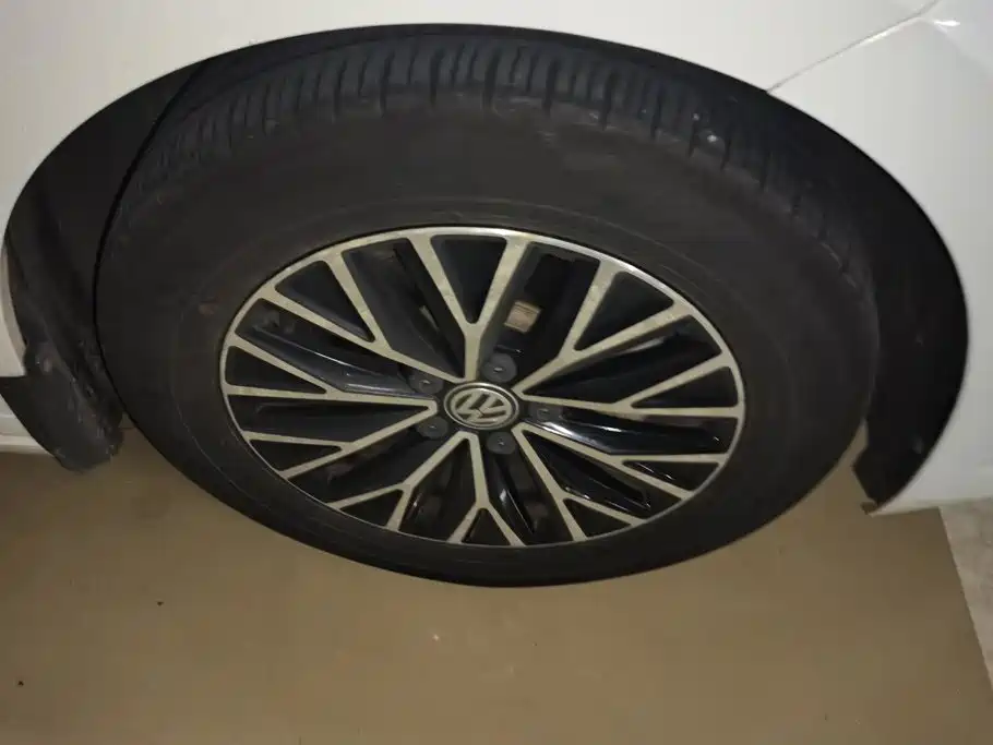 Volkswagen Sagitar 2020