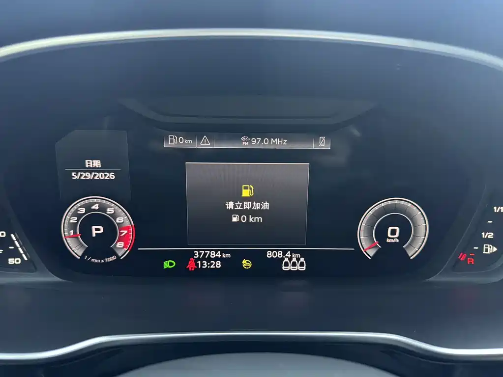 Audi Q3 2023 — фото 12