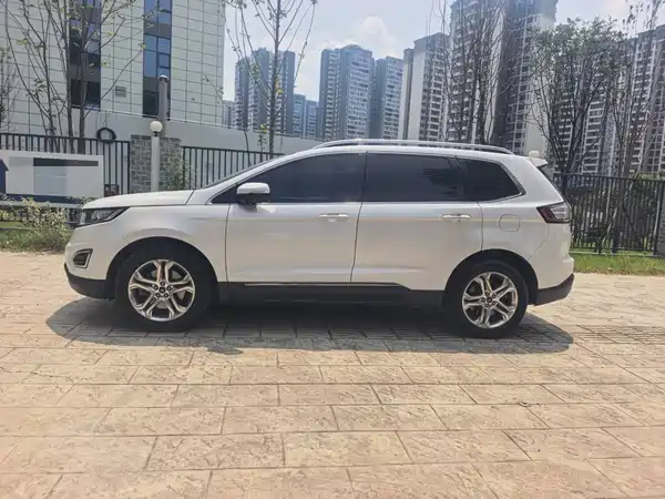 Ford Edge 2015