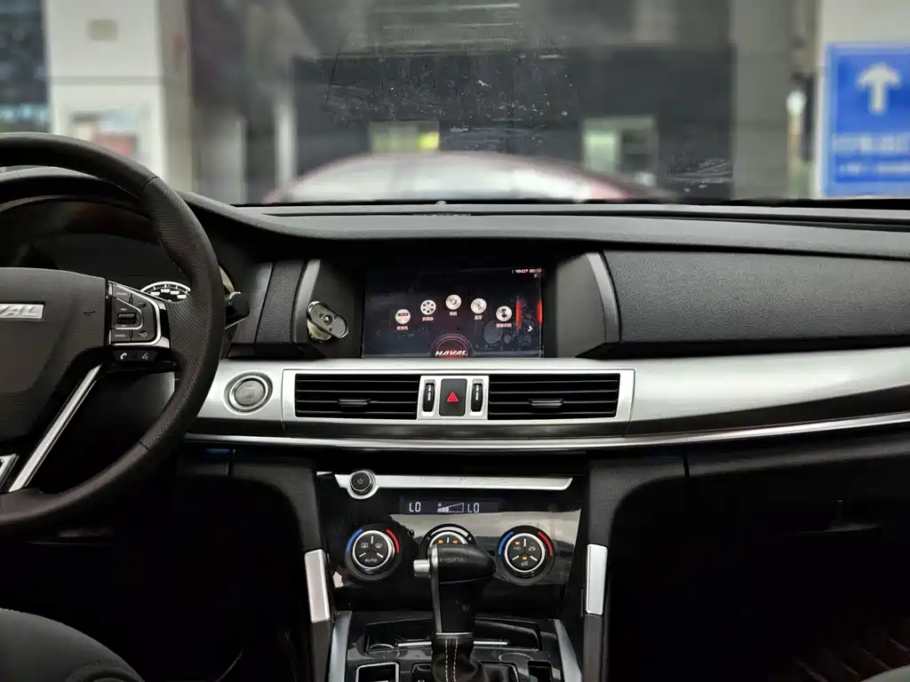Haval H7 2018 — фото 15