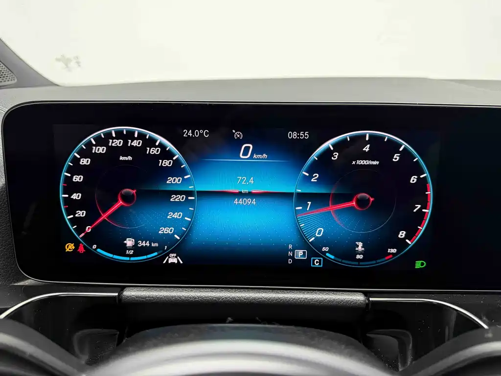 Mercedes-Benz GLA 2021 — фото 15