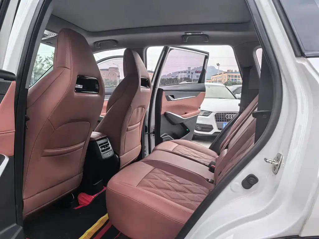 Changan CS75PLUS 2024 — фото 11
